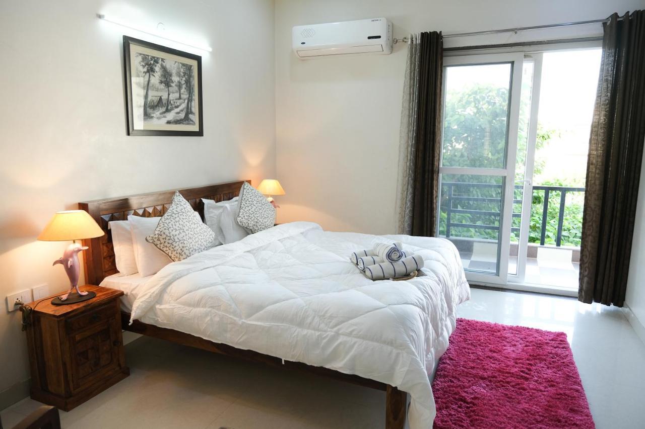 Lime Tree Luxurious 3Bhk Serviced Apartment Near Medanta Gurgaon Exterior photo