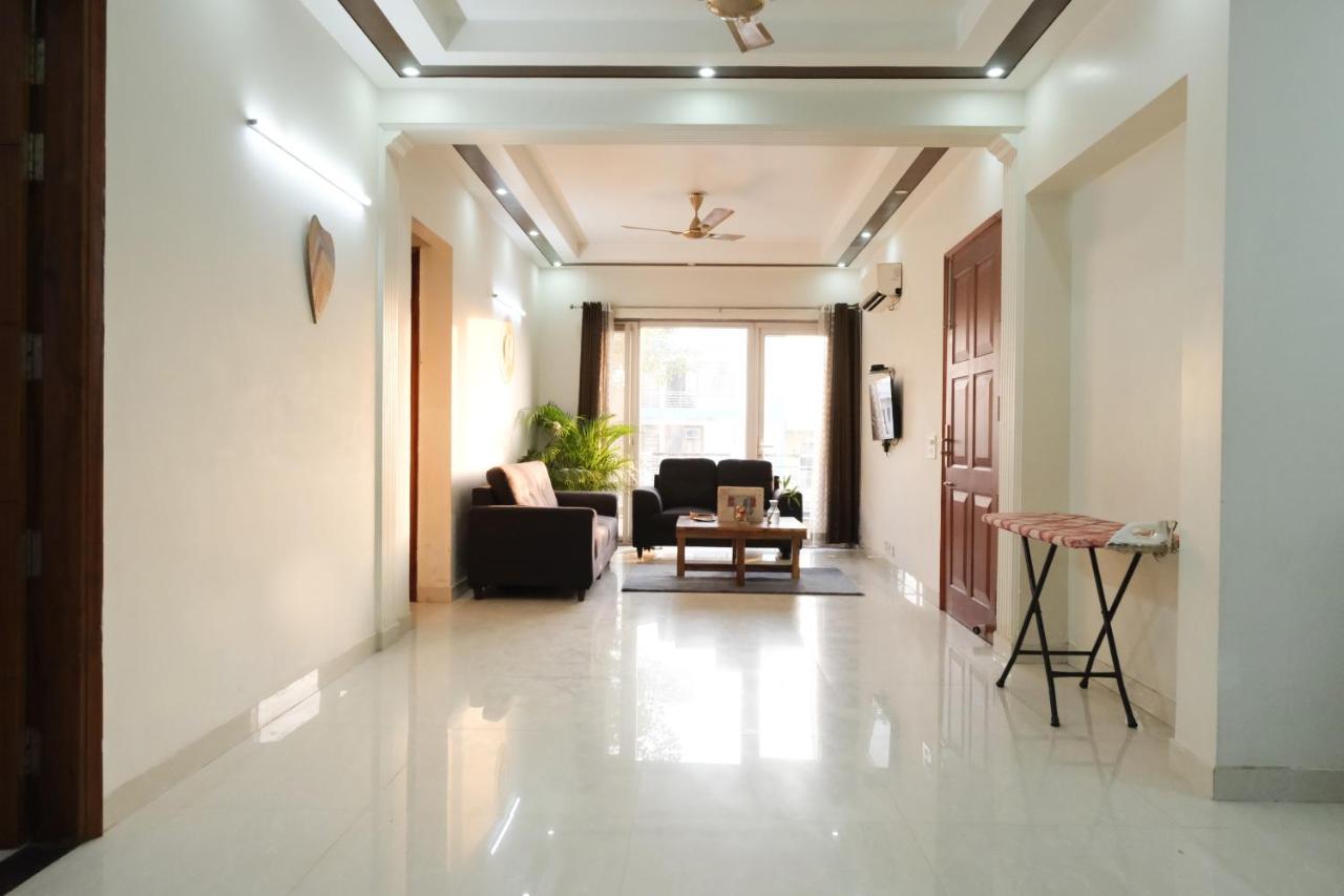 Lime Tree Luxurious 3Bhk Serviced Apartment Near Medanta Gurgaon Exterior photo