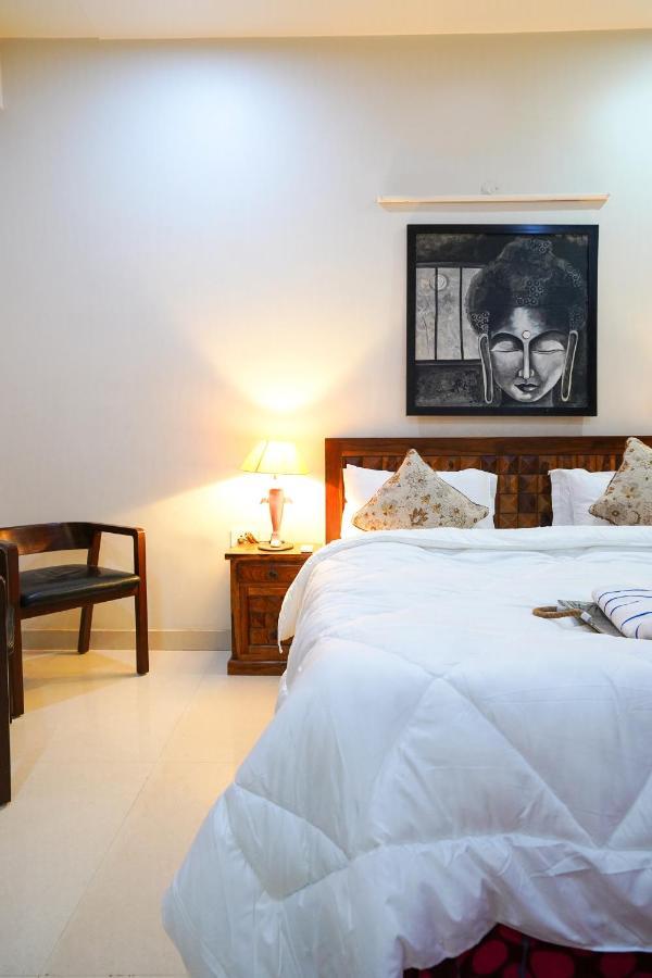 Lime Tree Luxurious 3Bhk Serviced Apartment Near Medanta Gurgaon Exterior photo