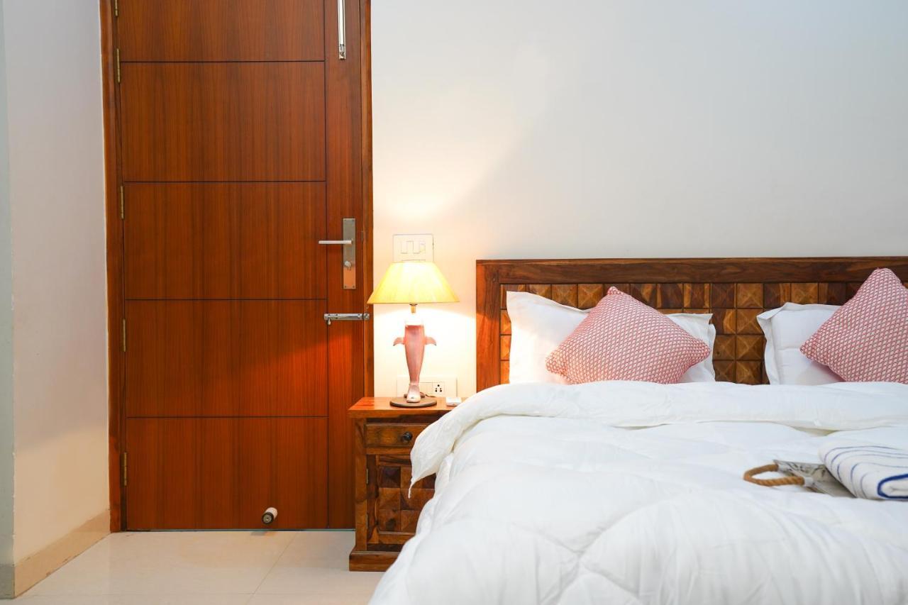 Lime Tree Luxurious 3Bhk Serviced Apartment Near Medanta Gurgaon Exterior photo